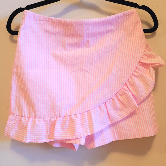 Lilly Pulitzer Pants - LILLY PULITZER Skort, size 00,